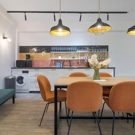 Brand New Flat For 8 People, 3 Bedrooms Paris Eksteriør billede